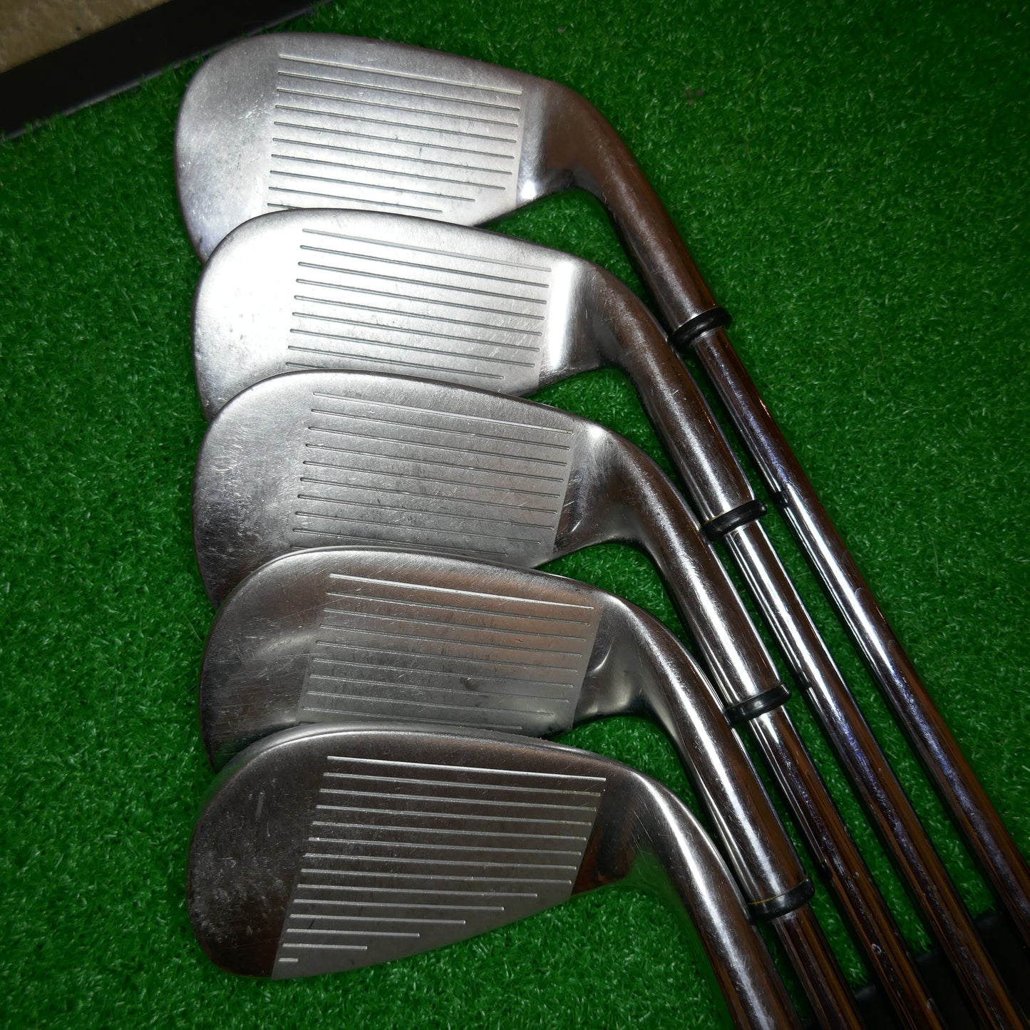 Strata LH Iron Set (7-PW)