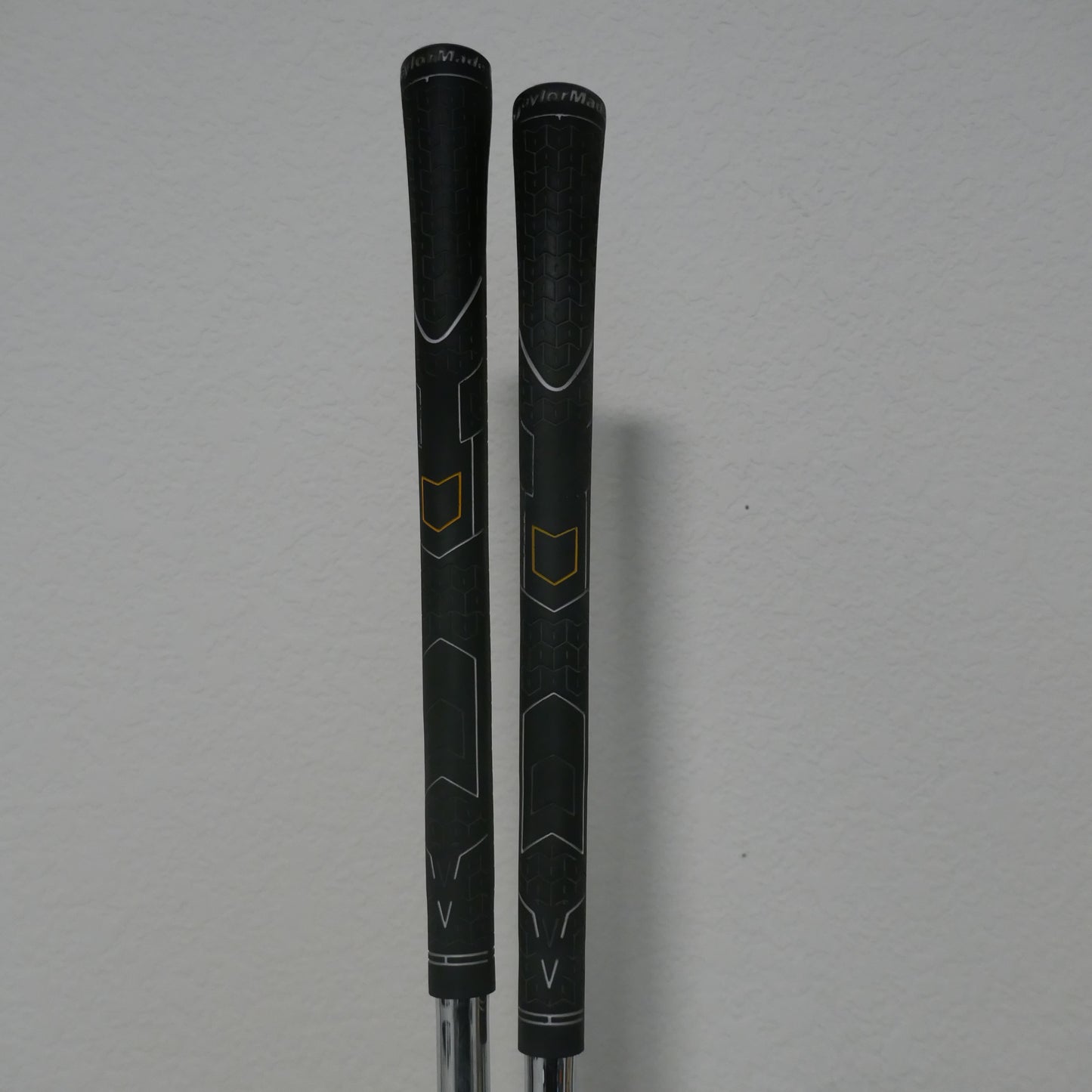 TaylorMade r7 4 & 5 Iron | Used Left Hand Club Set