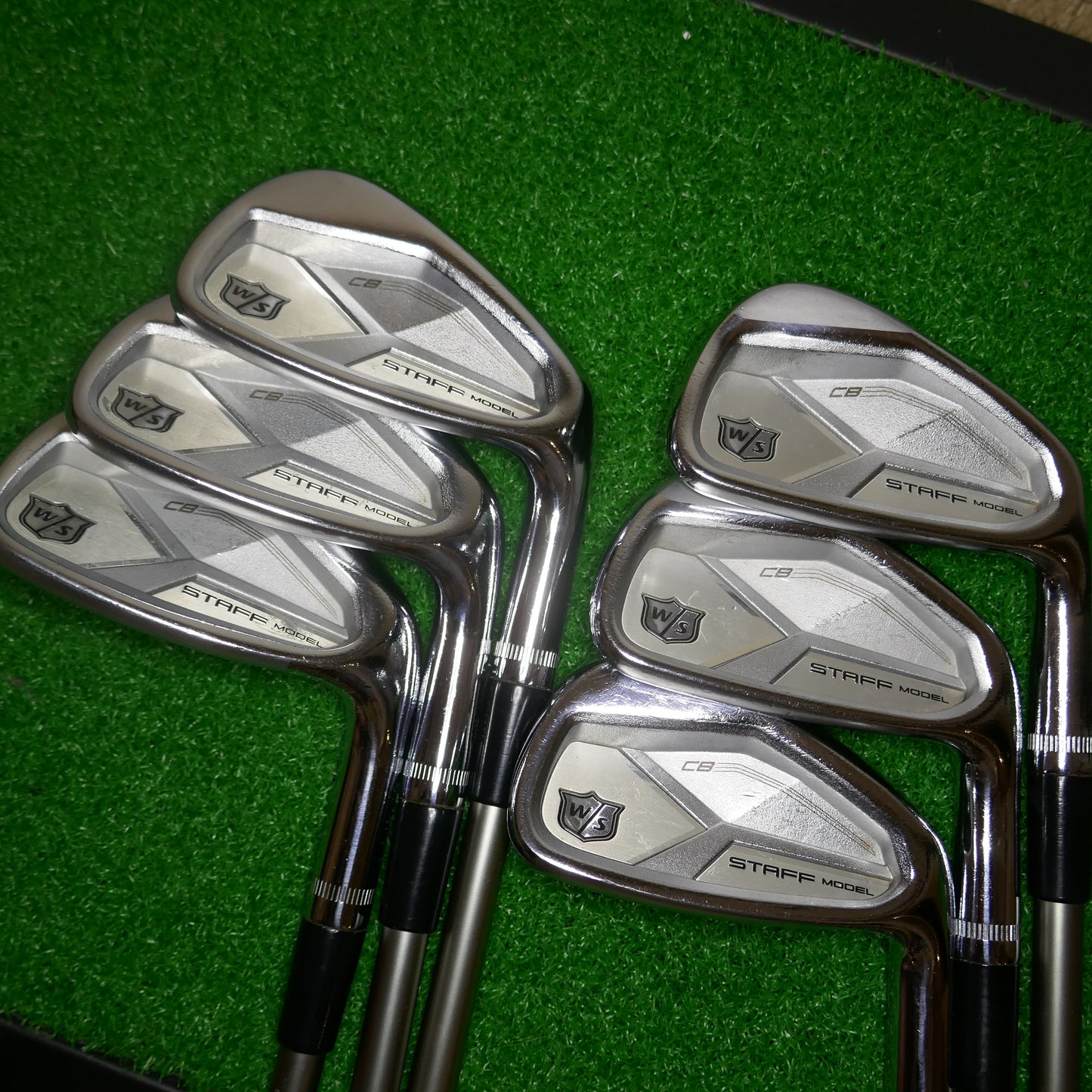 Used Wilson Staff CB Iron Set  (Regular Flex) | Right Hand