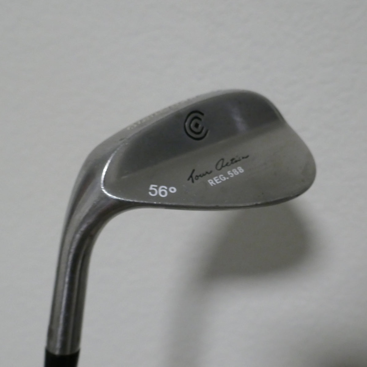 Cleveland Tour Action Reg 588 56° Sand Wedge | Left Hand