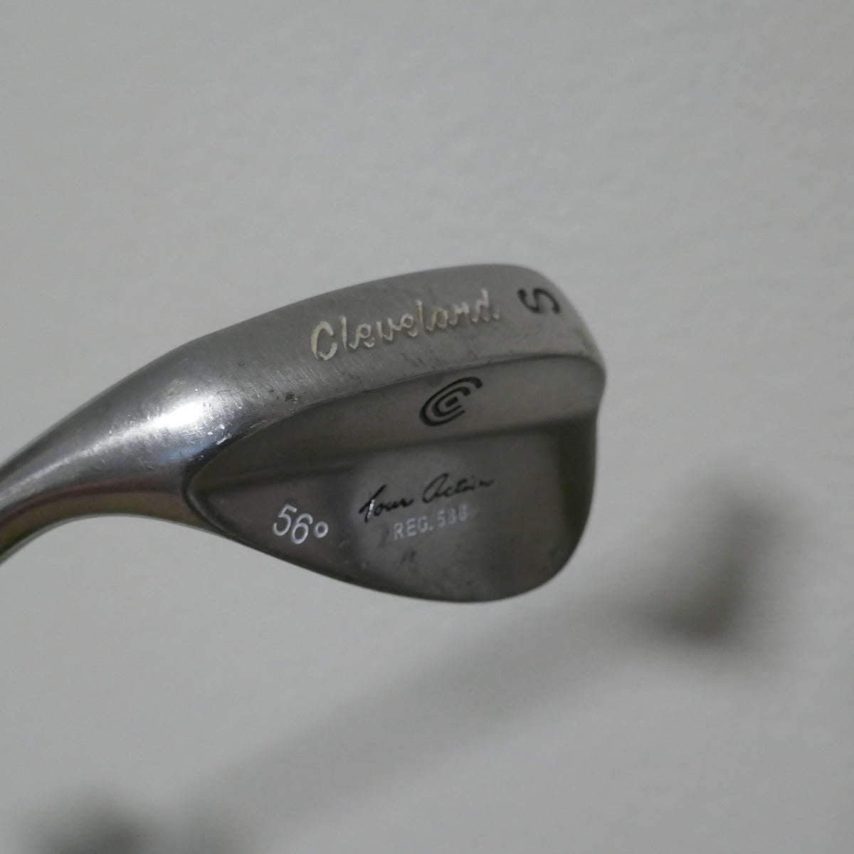 Cleveland Tour Action Reg 588 56° Sand Wedge | Left Hand